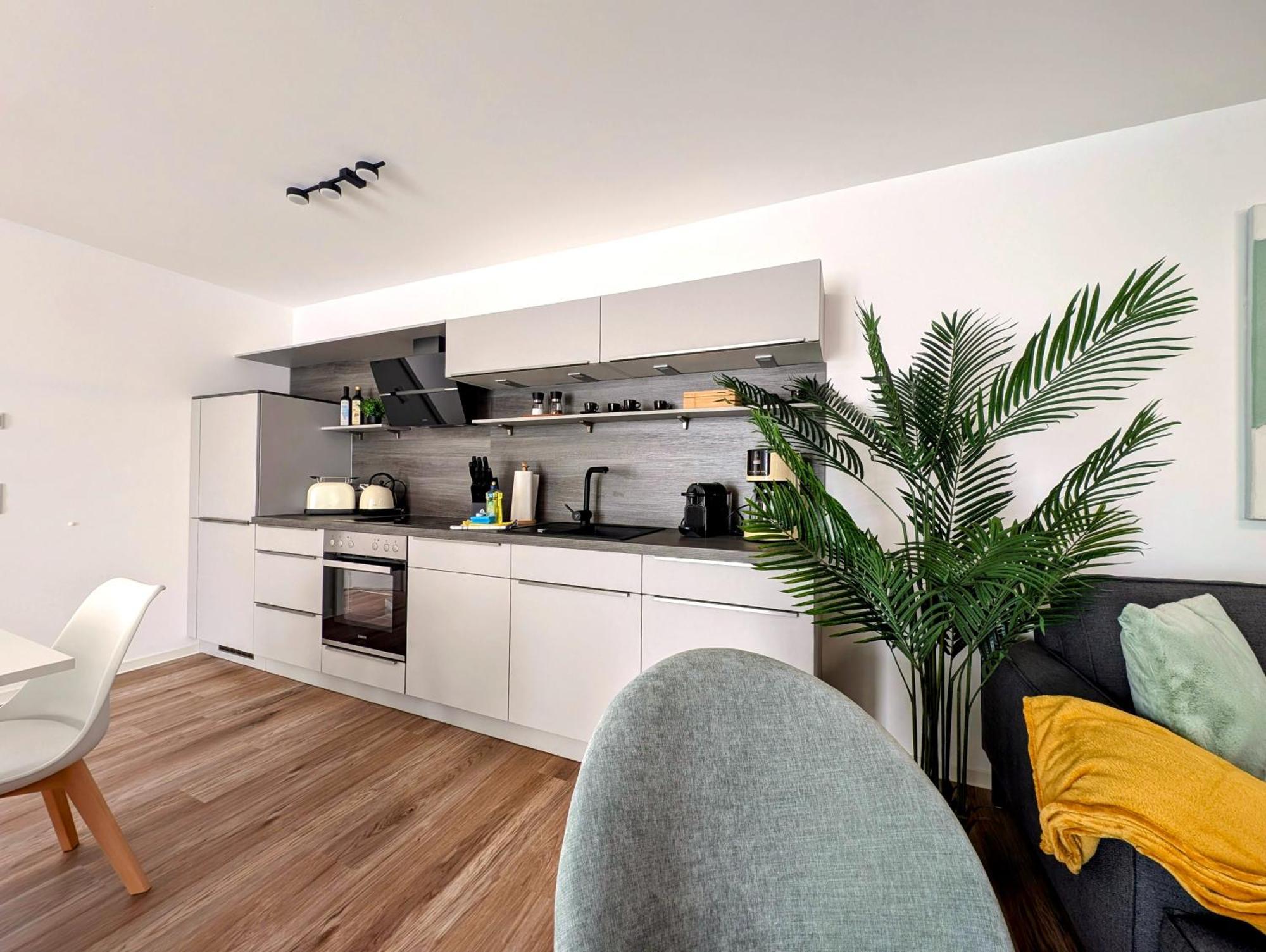 Bohnapartments - Nordkap-Suiten - Gratis Parkplatz - Moderner Neubau - Erdgeschoss - Fussbodenheizung Ерфурт Екстериор снимка