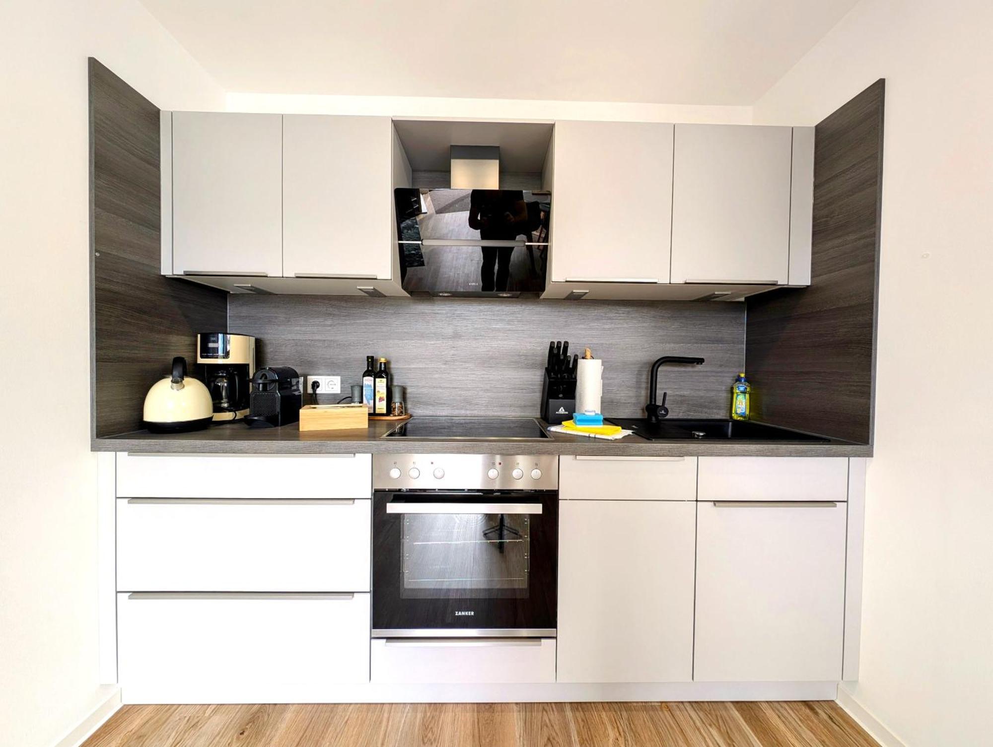 Bohnapartments - Nordkap-Suiten - Gratis Parkplatz - Moderner Neubau - Erdgeschoss - Fussbodenheizung Ерфурт Екстериор снимка
