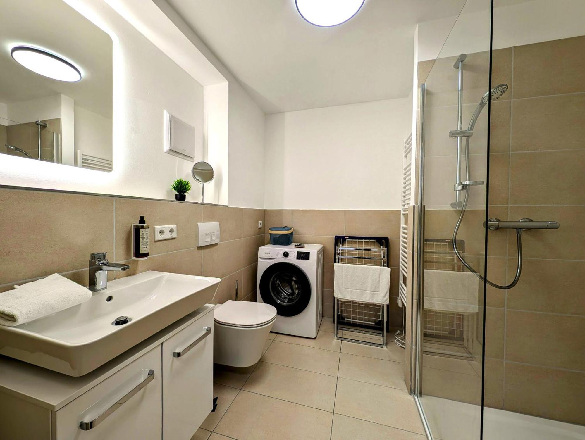Bohnapartments - Nordkap-Suiten - Gratis Parkplatz - Moderner Neubau - Erdgeschoss - Fussbodenheizung Ерфурт Екстериор снимка